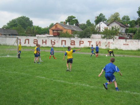 ДИТЯЧИЙ МІНІ-ФУТБОЛ